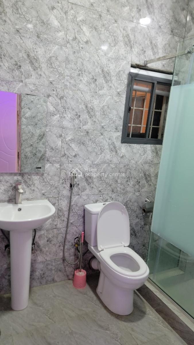 Fully Furnished & Serviced Three Bedroom Apartment, Off River Park Estate, Airport Road, Lugbe District, Abuja, Flat / Apartment for Rent