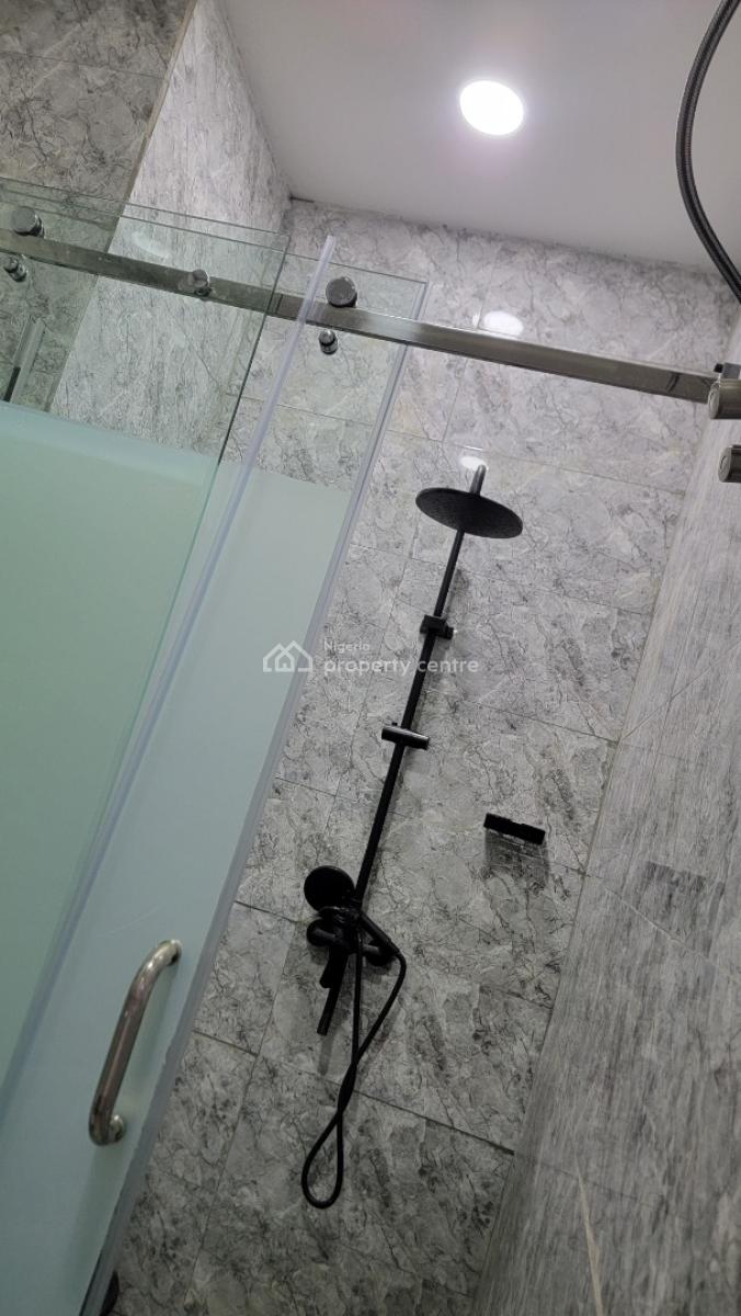 Fully Furnished & Serviced Three Bedroom Apartment, Off River Park Estate, Airport Road, Lugbe District, Abuja, Flat / Apartment for Rent