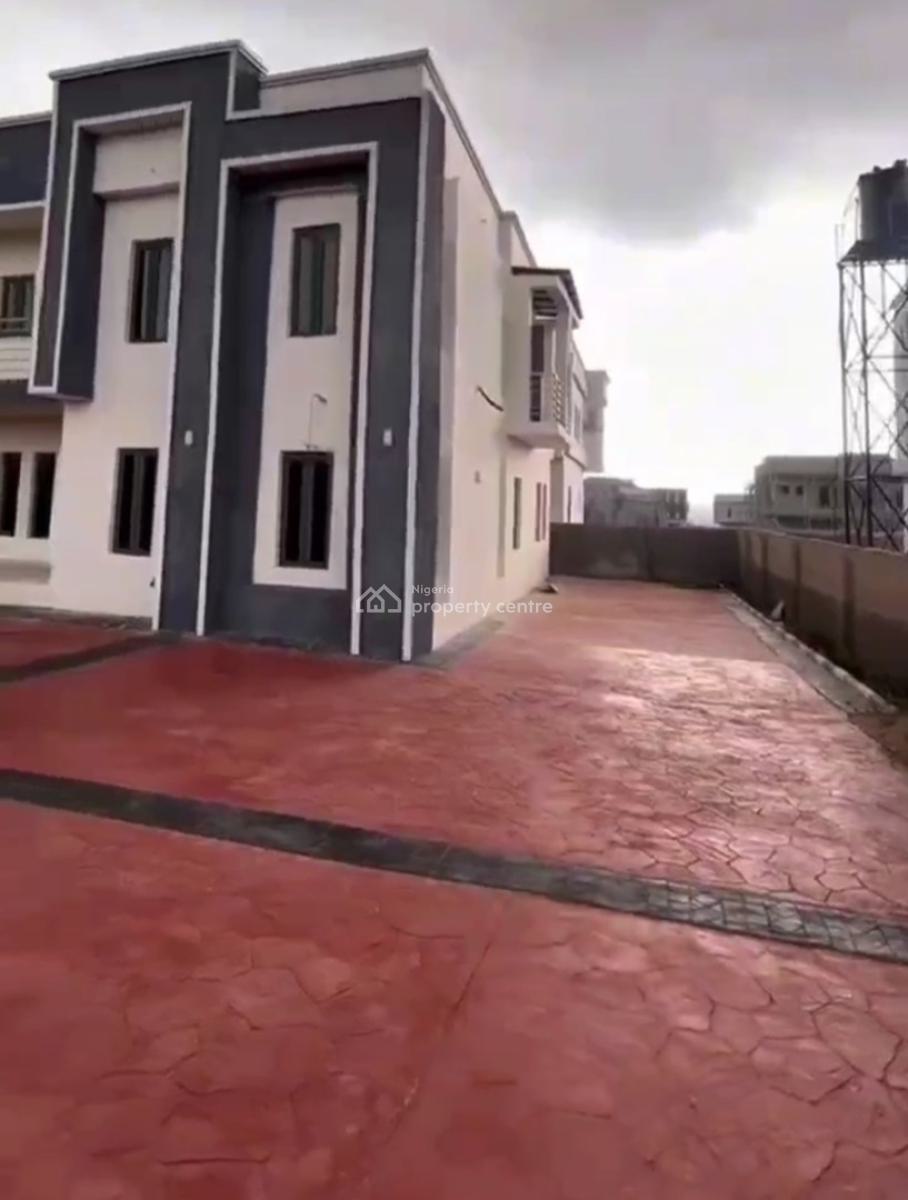 5bedroom Fully Detached Duplex in Karsana, Along The Express of Kubwa, Karsana, Abuja, Detached Duplex for Sale