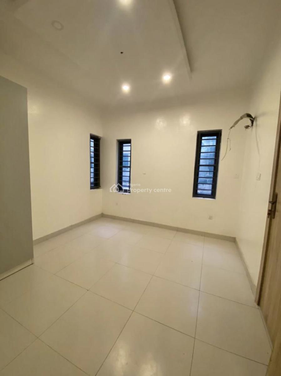 Spacious Serviced 2 Bedroom Apartment, Ikate Elegushi, Lekki, Lagos, Flat / Apartment for Rent