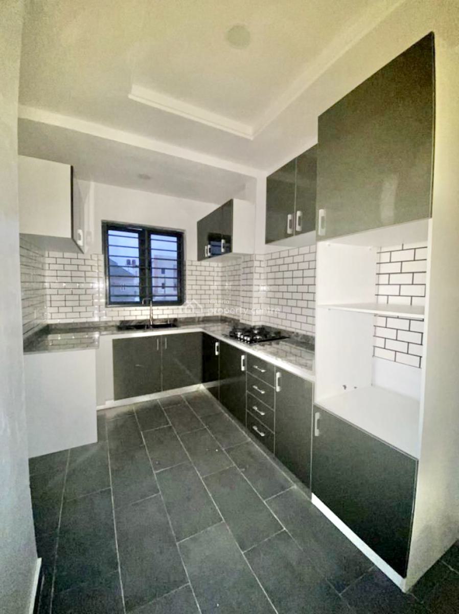 Spacious Serviced 2 Bedroom Apartment, Ikate Elegushi, Lekki, Lagos, Flat / Apartment for Rent