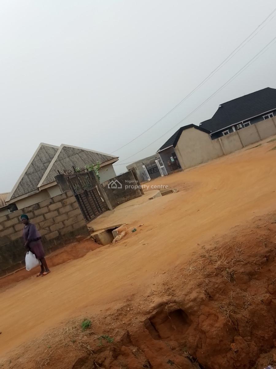 2 Bed with 2 Room and Parlor, Igbogbo Estate, Igbogbo, Ikorodu, Lagos, Block of Flats for Sale