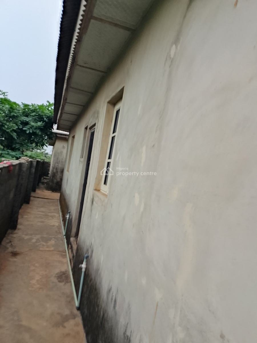 2 Bed with 2 Room and Parlor, Igbogbo Estate, Igbogbo, Ikorodu, Lagos, Block of Flats for Sale