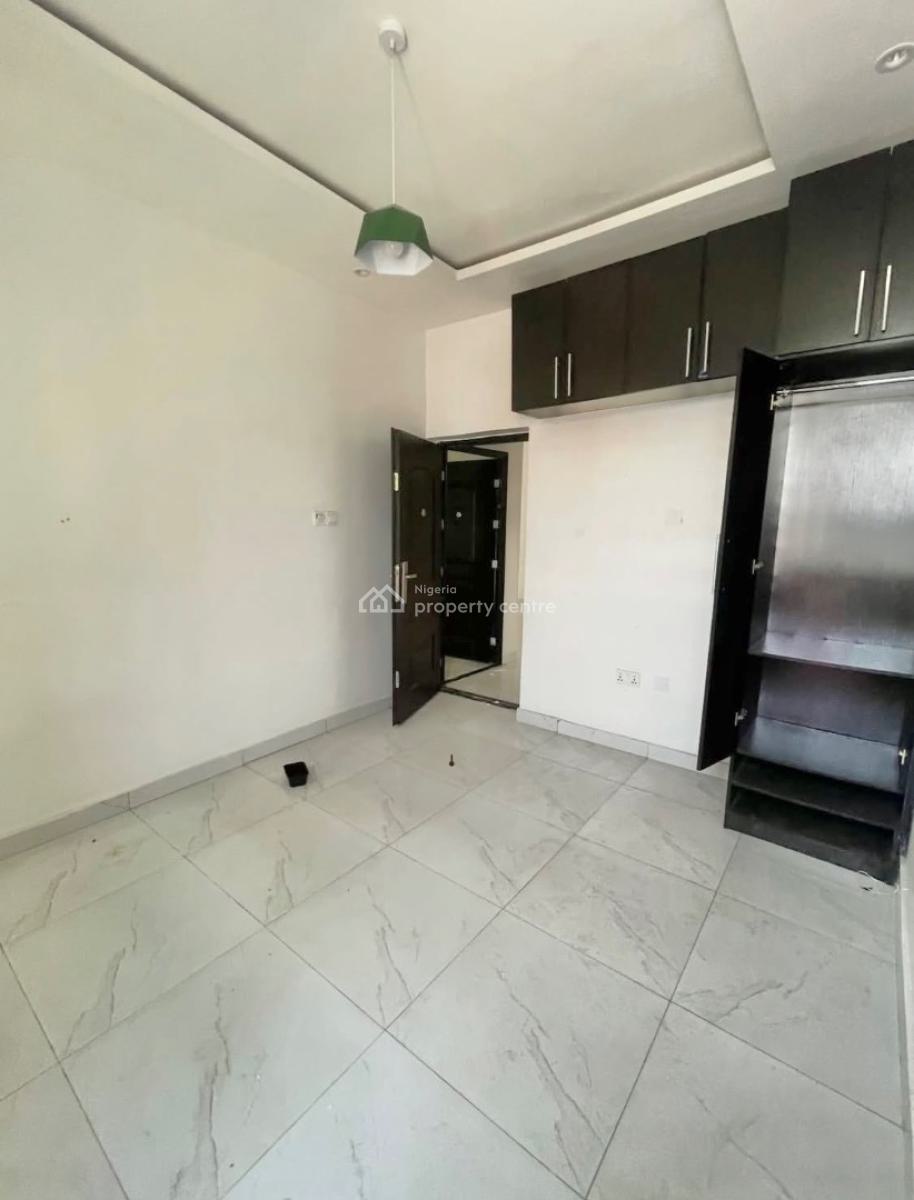 Luxury 2 Bedroom Apartment, Ologolo, Lekki, Lagos, Flat / Apartment for Rent