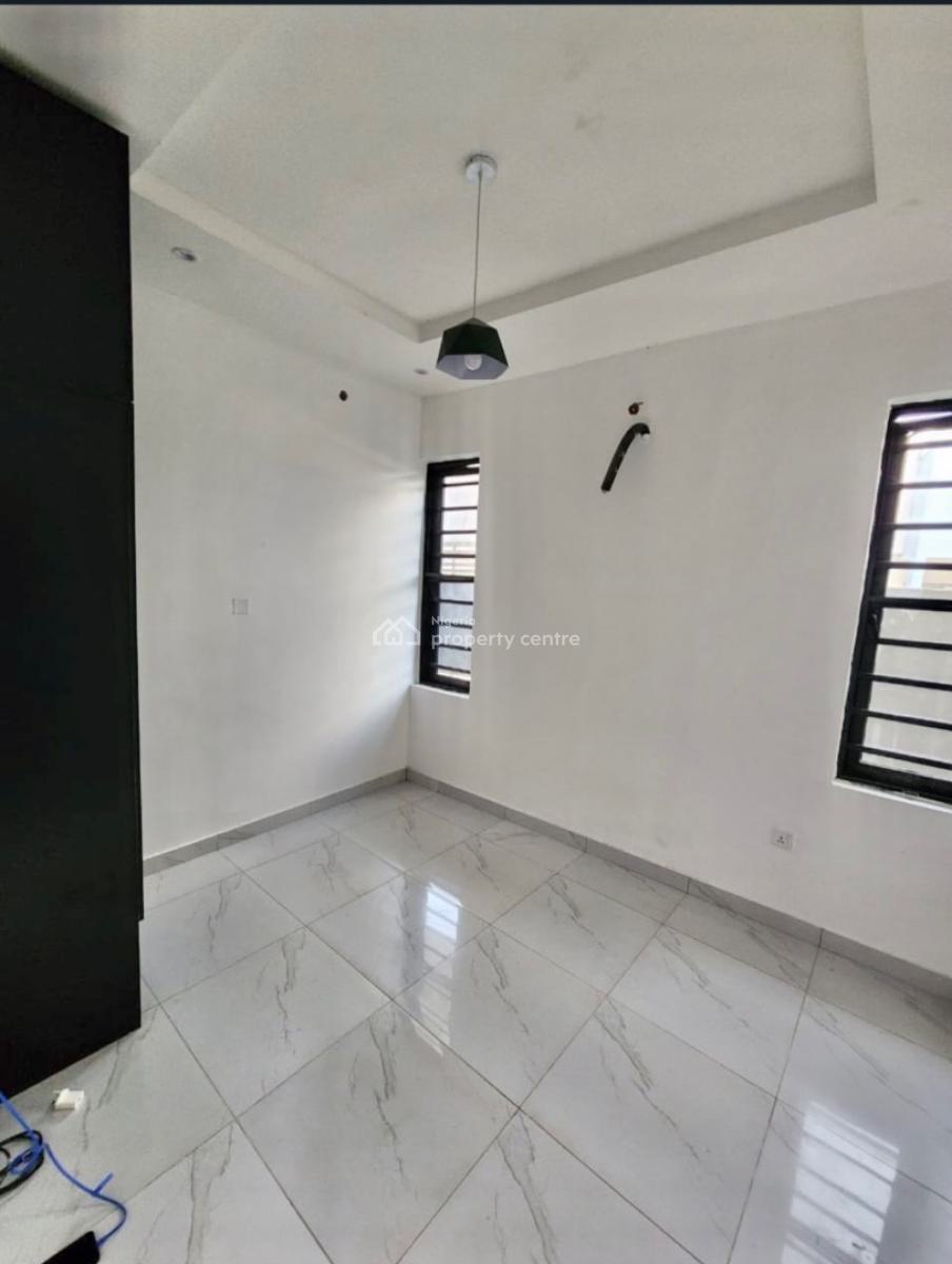 Luxury 2 Bedroom Apartment, Ologolo, Lekki, Lagos, Flat / Apartment for Rent