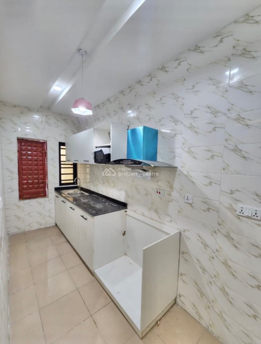 Luxury 2 Bedroom Apartment, Ologolo, Lekki, Lagos, Flat / Apartment for Rent