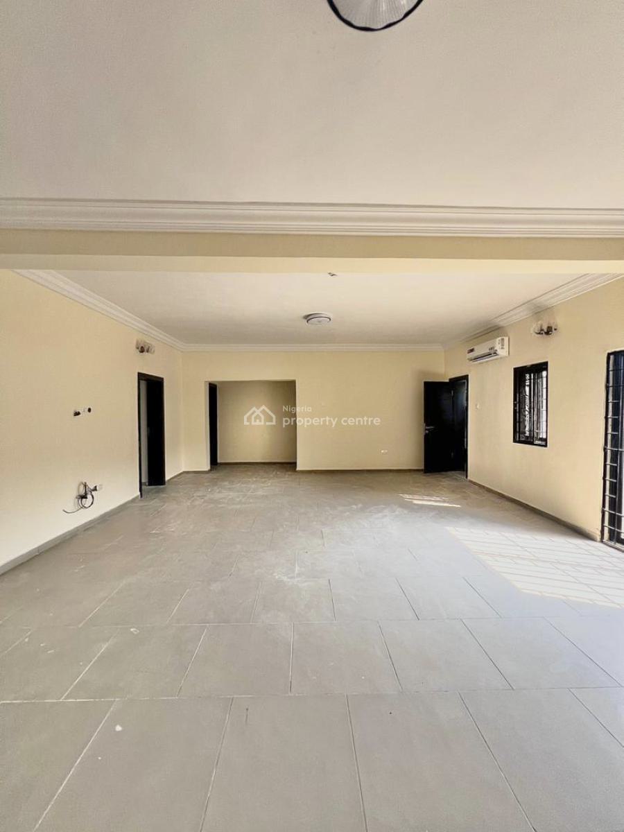 Exclusive 3 Bedroom Apartment with Bq, Lekki Phase 1, Lekki, Lagos, Flat / Apartment for Rent