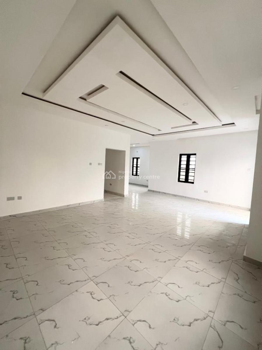Exquisite   5bedrooms Fully-detached Duplex with Bq, Ajah, Lagos, Detached Duplex for Sale