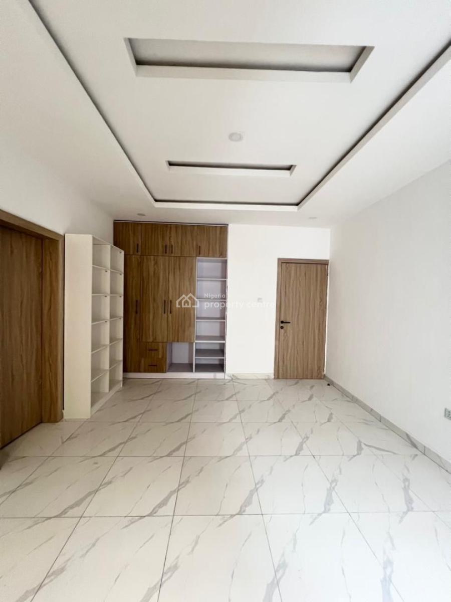 Exquisite   5bedrooms Fully-detached Duplex with Bq, Ajah, Lagos, Detached Duplex for Sale