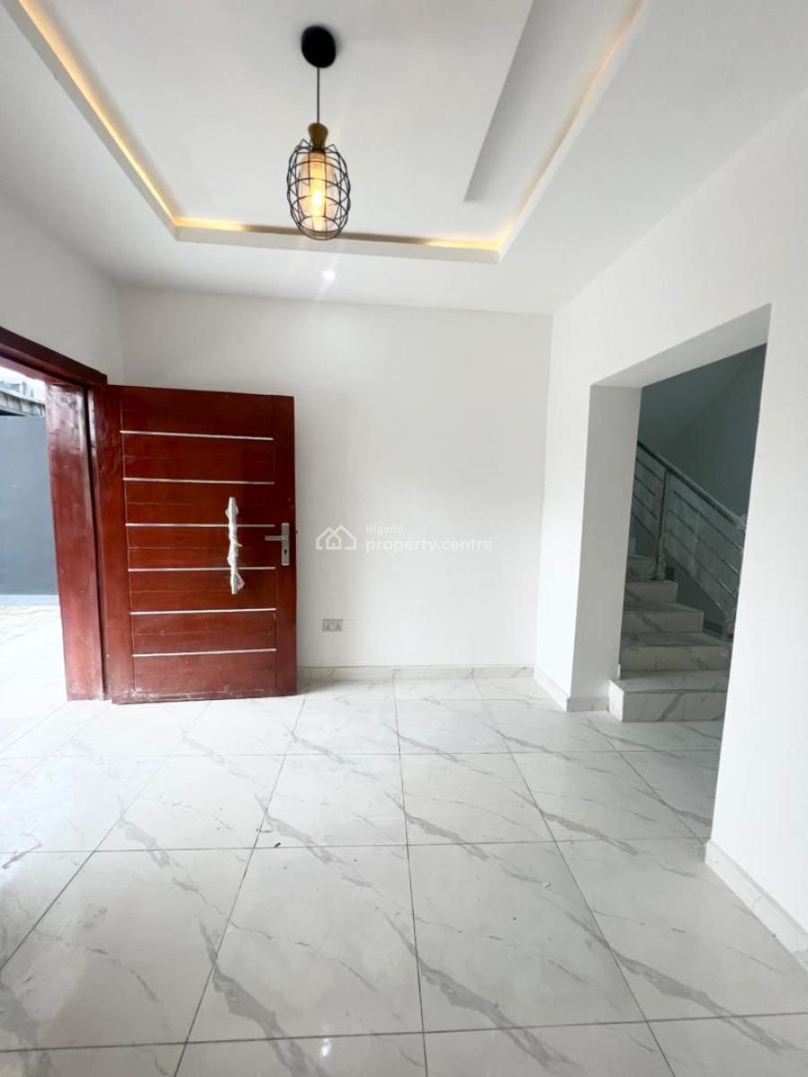 Exquisite   5bedrooms Fully-detached Duplex with Bq, Ajah, Lagos, Detached Duplex for Sale