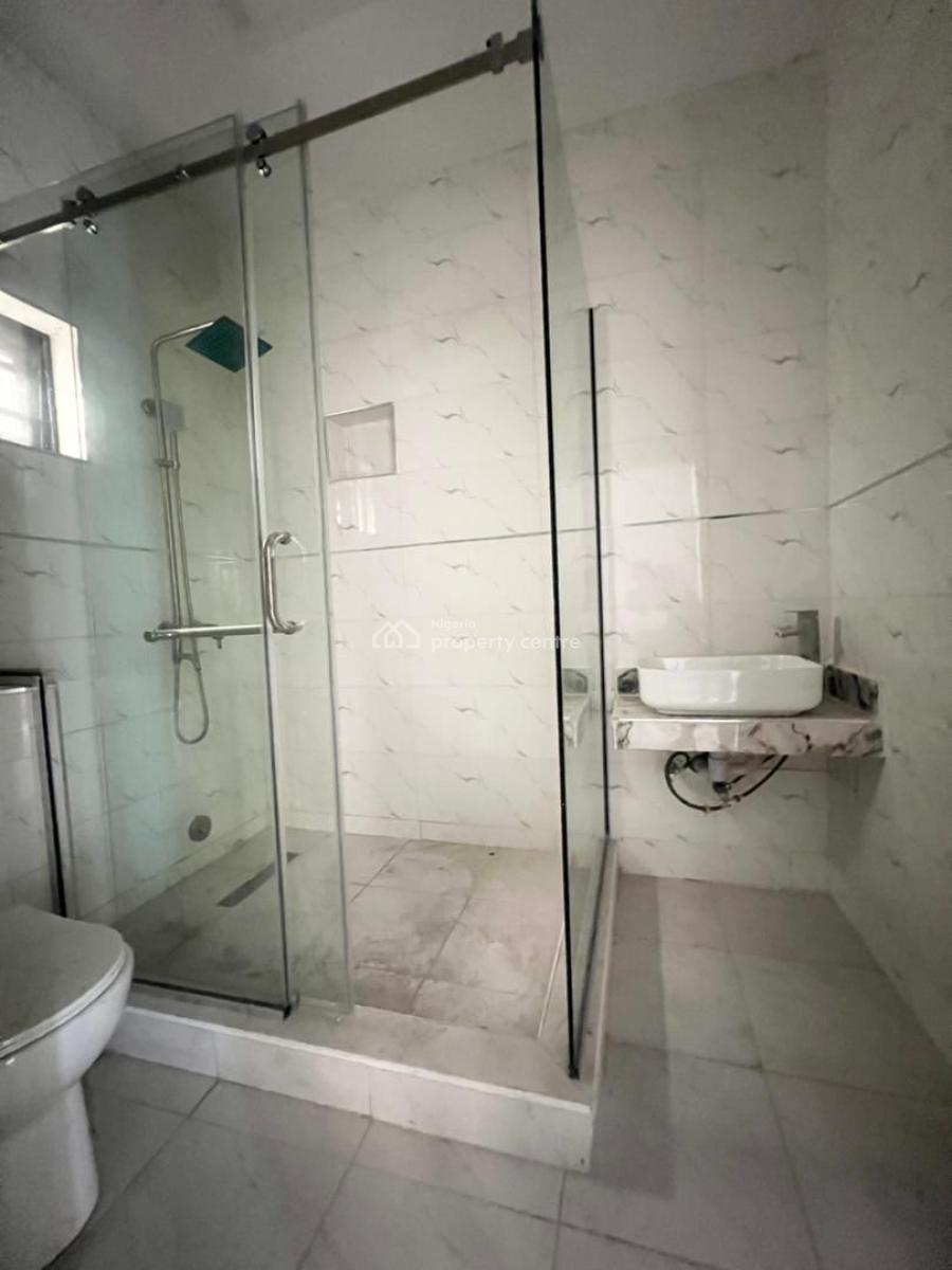 Exquisite   5bedrooms Fully-detached Duplex with Bq, Ajah, Lagos, Detached Duplex for Sale