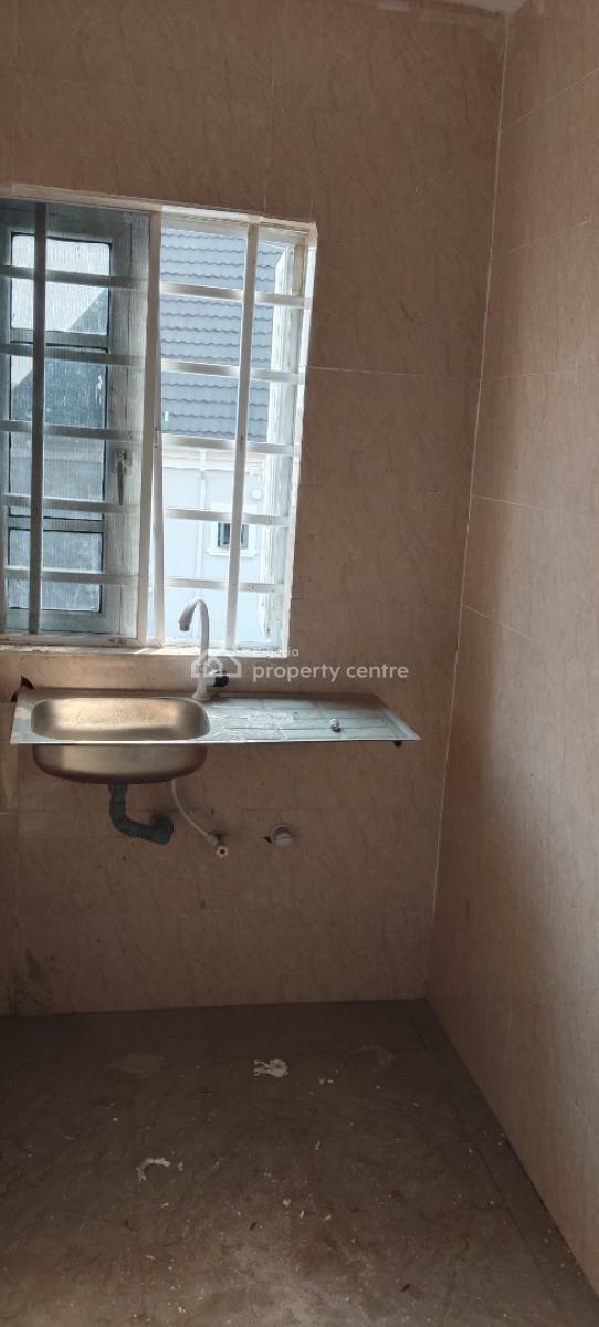 Mini Fish, Lawrence, Surulere, Lagos, Mini Flat (room and Parlour) for Rent