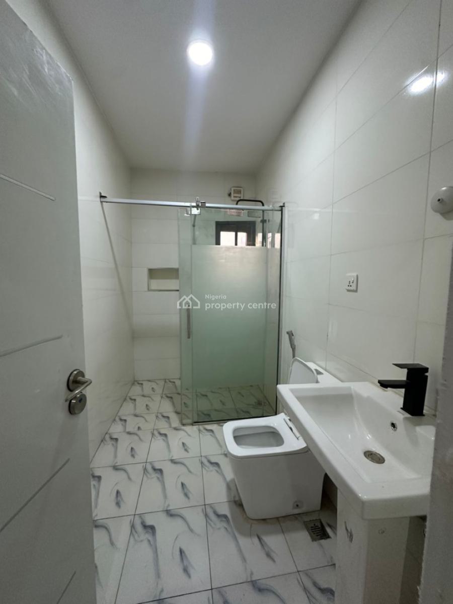 4 Beds Terraced Duplex 1 Room Bq, Jahi, Abuja, Terraced Duplex for Sale