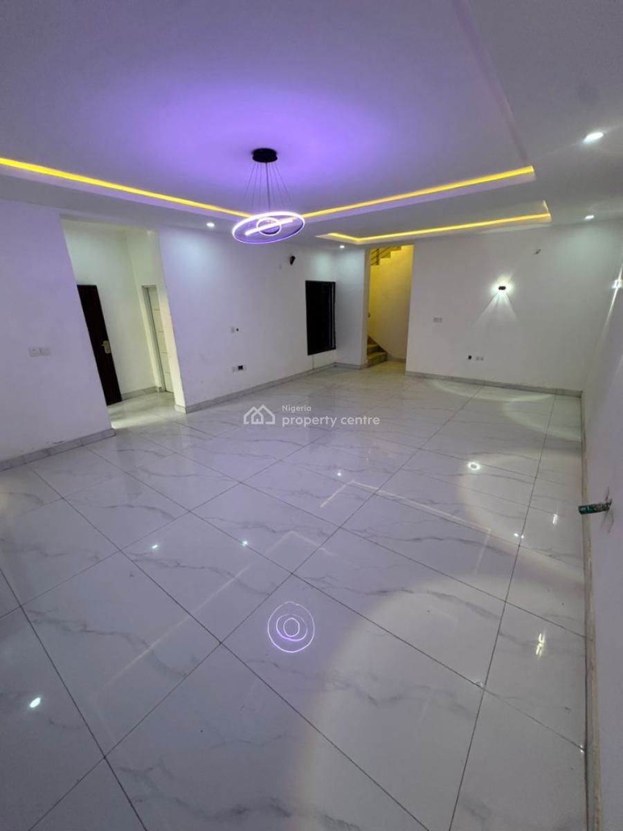 4 Beds Terraced Duplex 1 Room Bq, Jahi, Abuja, Terraced Duplex for Sale