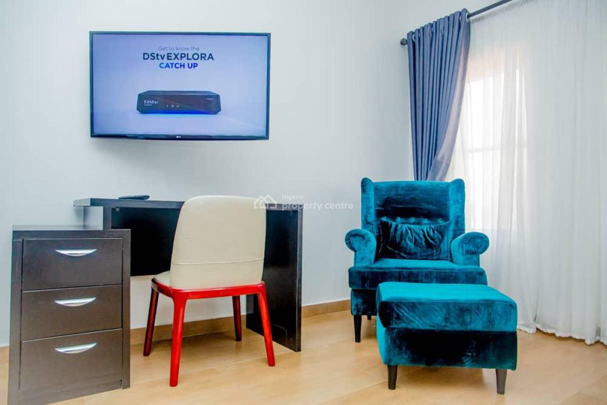 Breath of Freshness in a 2-bedroom Flat, Orchid Road, Lekki, Lagos, Flat / Apartment for Rent