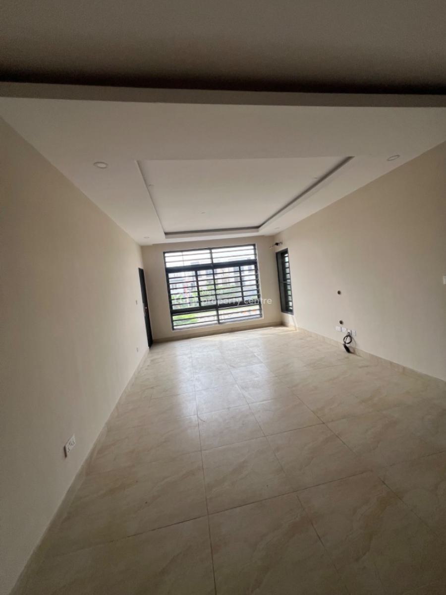 Exclusive 3 Bedroom Apartment, Lekki Phase 1, Lekki, Lagos, Flat / Apartment for Sale