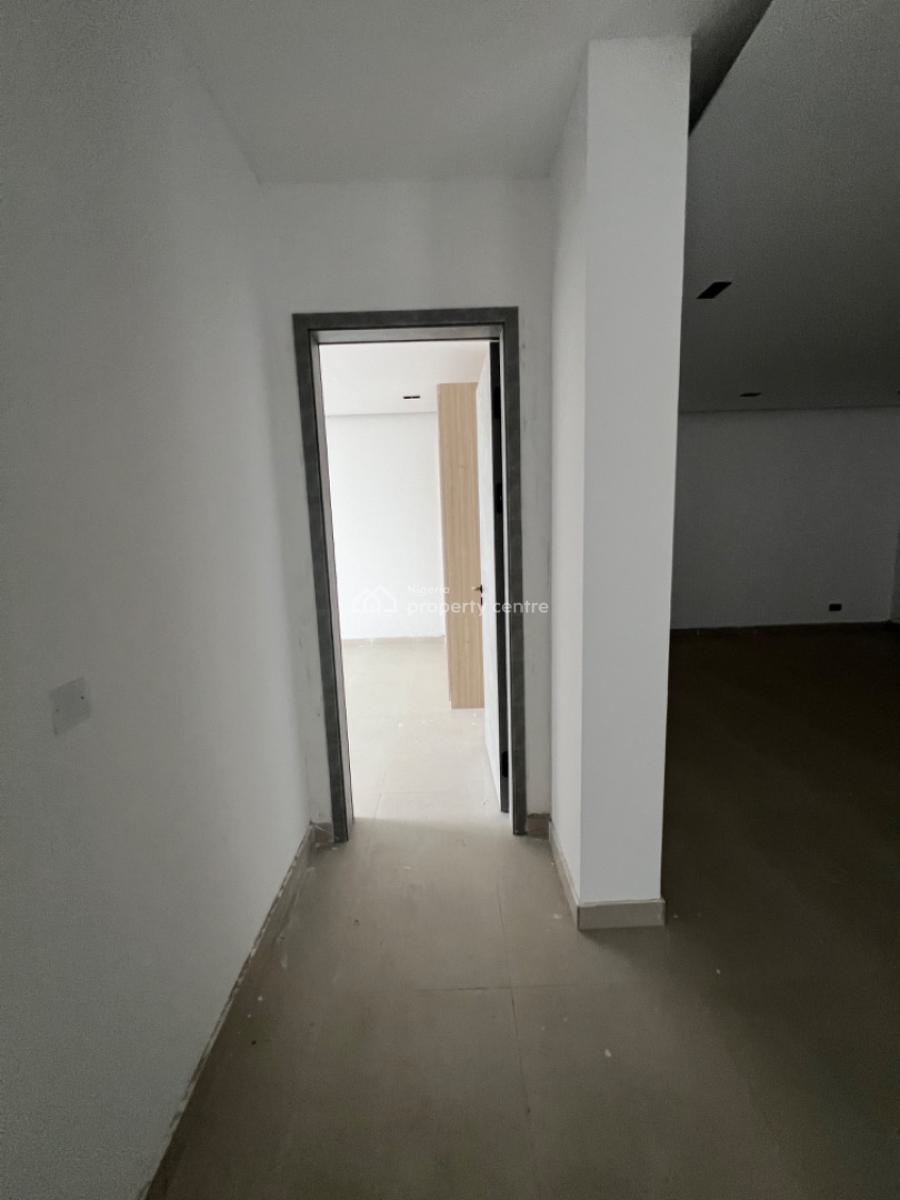 Exclusive 3 Bedroom Apartment, Lekki Phase 1, Lekki, Lagos, Flat / Apartment for Sale