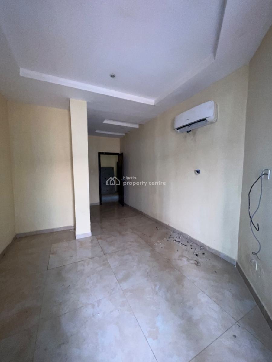 One Bedrooms Flat, Lekki Phase 1, Lekki, Lagos, Mini Flat (room and Parlour) for Rent
