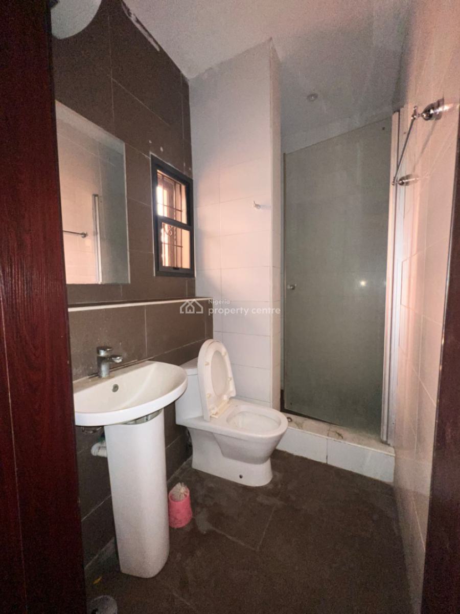 One Bedrooms Flat, Lekki Phase 1, Lekki, Lagos, Mini Flat (room and Parlour) for Rent