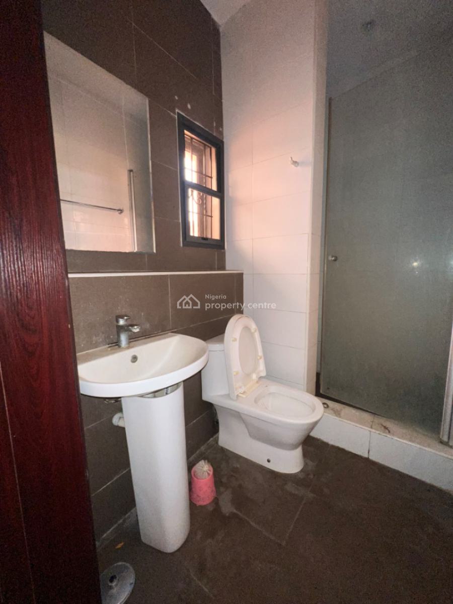 One Bedrooms Flat, Lekki Phase 1, Lekki, Lagos, Mini Flat (room and Parlour) for Rent