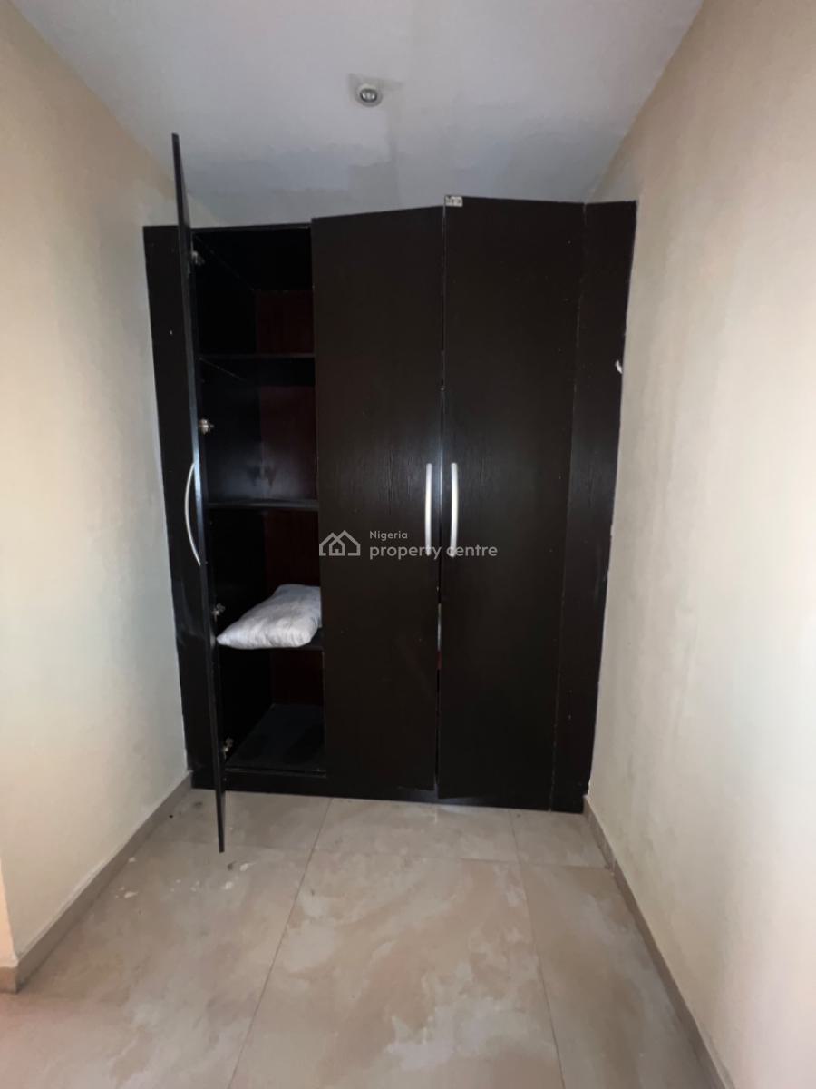 One Bedrooms Flat, Lekki Phase 1, Lekki, Lagos, Mini Flat (room and Parlour) for Rent
