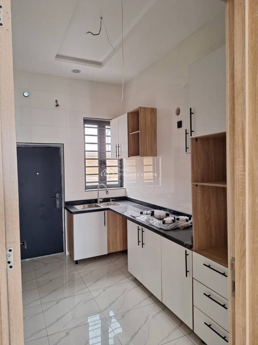 Newly Built and Tastefully Finished 4 Bedroom Terrace, Lekki Peninsula Scheme Ii, Along Laura and Stephen Street, Lekki Phase 2, Lekki, Lagos, Terraced Duplex for Sale