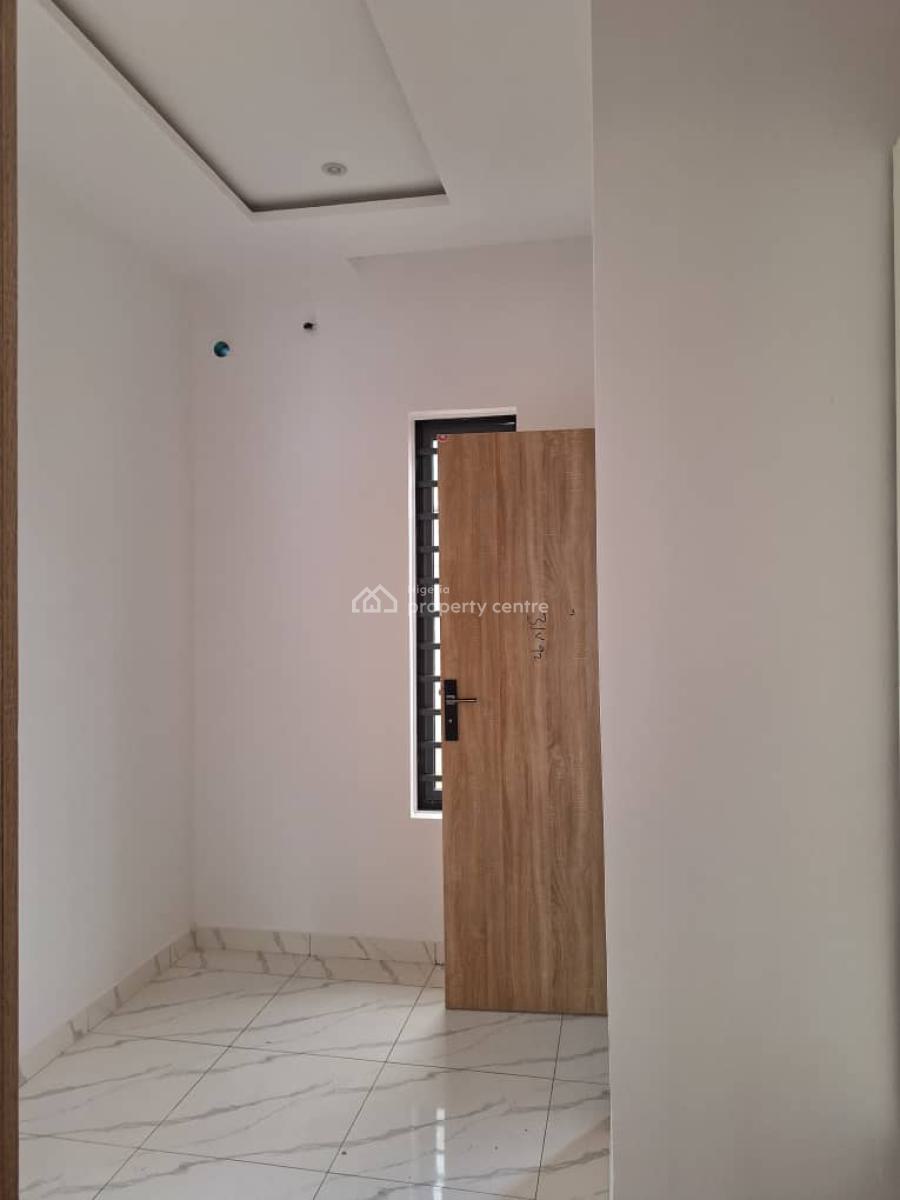 Newly Built and Tastefully Finished 4 Bedroom Terrace, Lekki Peninsula Scheme Ii, Along Laura and Stephen Street, Lekki Phase 2, Lekki, Lagos, Terraced Duplex for Sale