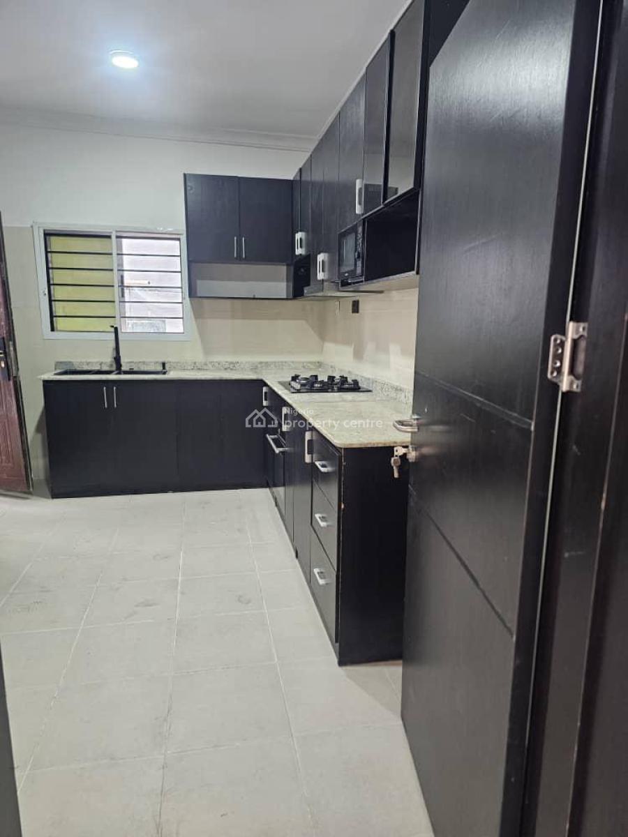 Newly Built and Tastefully Finished 4 Bedroom Terrace, Lekki Peninsula Scheme Ii, Along Laura and Stephen Street, Lekki Phase 2, Lekki, Lagos, Terraced Duplex for Sale