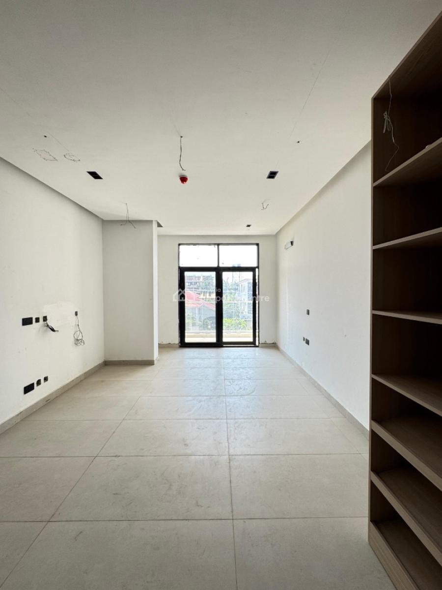Exclusive and Newly Built 3 Bedroom Apartment, Lekki Phase 1, Lekki, Lagos, Flat / Apartment for Sale
