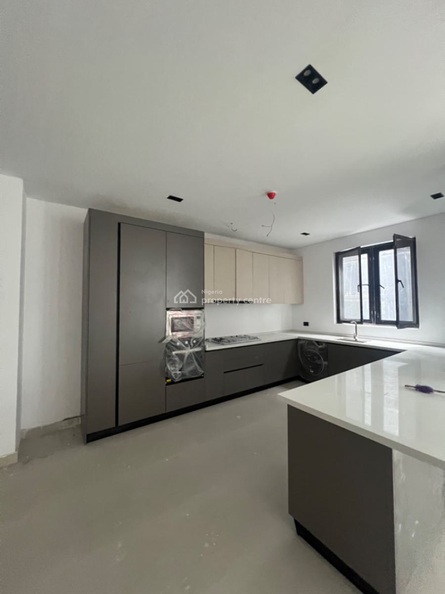 Exclusive and Newly Built 3 Bedroom Apartment, Lekki Phase 1, Lekki, Lagos, Flat / Apartment for Sale