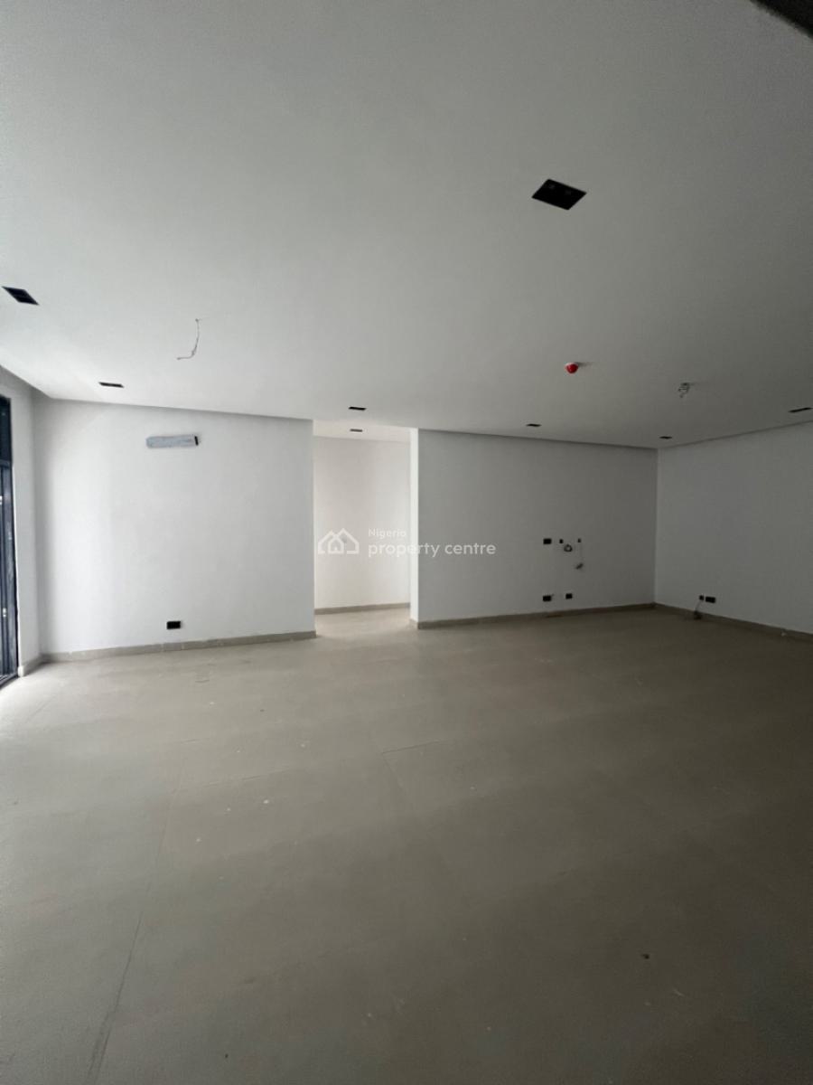 Exclusive and Newly Built 3 Bedroom Apartment, Lekki Phase 1, Lekki, Lagos, Flat / Apartment for Sale