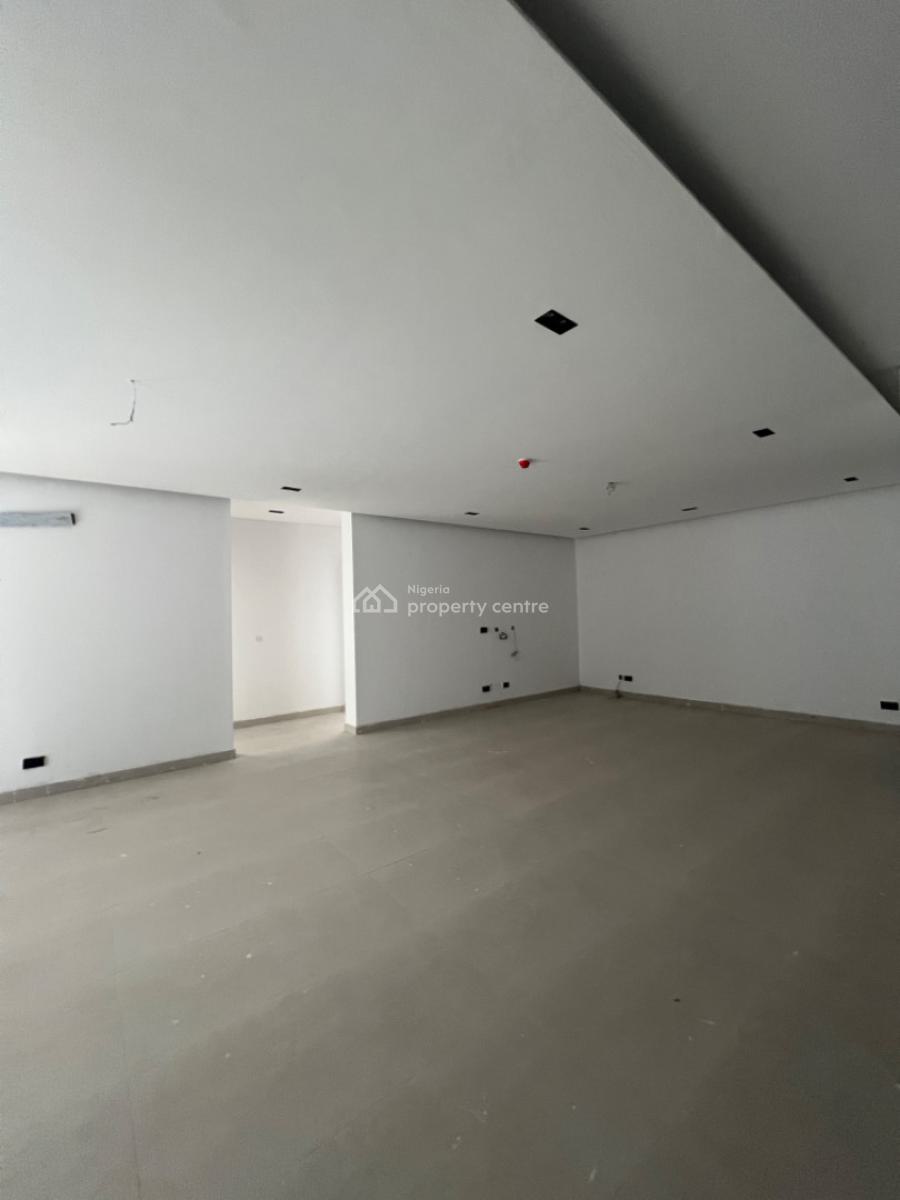 Exclusive and Newly Built 3 Bedroom Apartment, Lekki Phase 1, Lekki, Lagos, Flat / Apartment for Sale