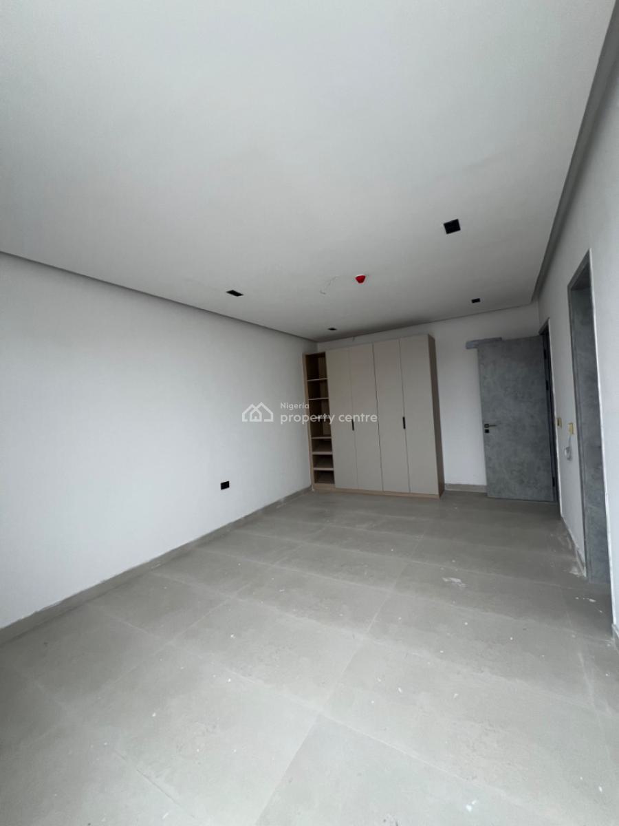 Exclusive and Newly Built 3 Bedroom Apartment, Lekki Phase 1, Lekki, Lagos, Flat / Apartment for Sale