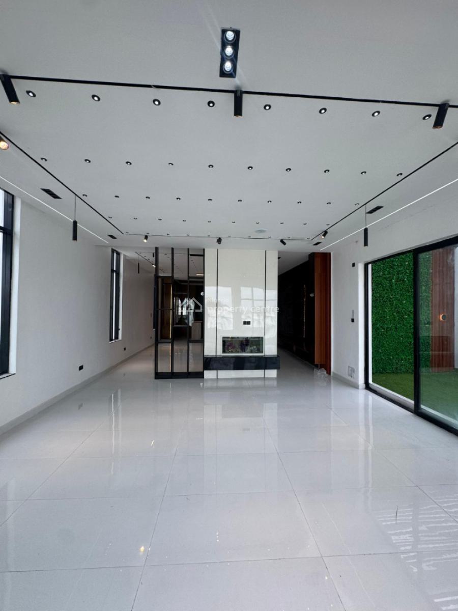 Prestigious 6 Bedroom Detached Duplex with Luxury Finish, Close Proximity to Atlantic Mall,chevron Nigeria Plc,chevron, Lekki, Lagos, Detached Duplex for Sale