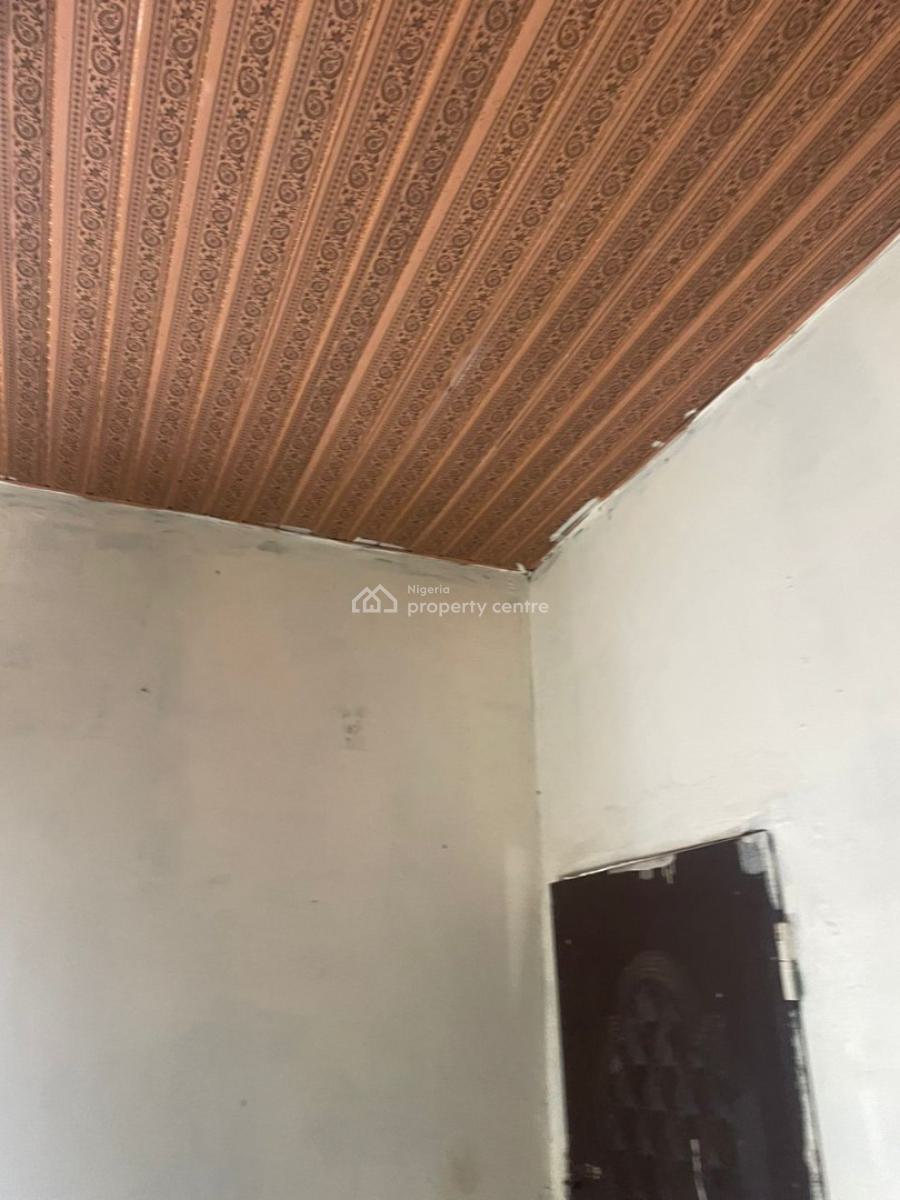 Decent and Clean 2bedroom Flat in a Serene Location (upstairs), Weighbridge, Mile 12, Kosofe, Lagos, Flat / Apartment for Rent