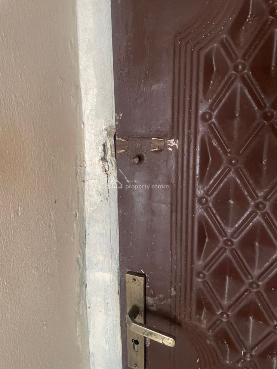 Decent and Clean 2bedroom Flat in a Serene Location (upstairs), Weighbridge, Mile 12, Kosofe, Lagos, Flat / Apartment for Rent