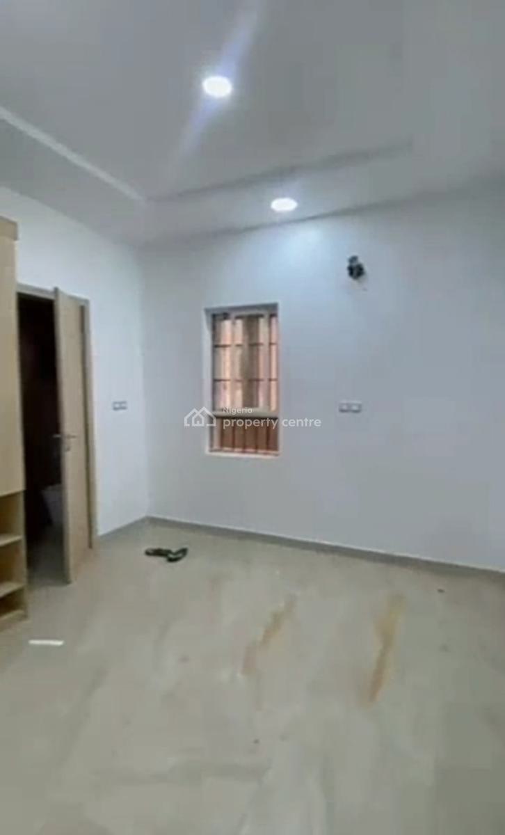 Downstairs Bedroom Inside a Shared Duplex { Video}, Victoria Nest Estate Chevron, Lekki, Lagos, Self Contain (single Rooms) for Rent