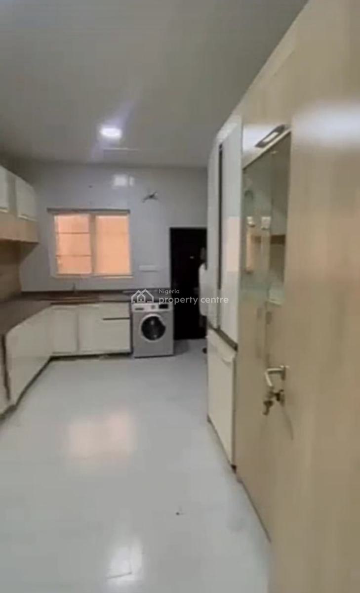 Downstairs Bedroom Inside a Shared Duplex { Video}, Victoria Nest Estate Chevron, Lekki, Lagos, Self Contain (single Rooms) for Rent