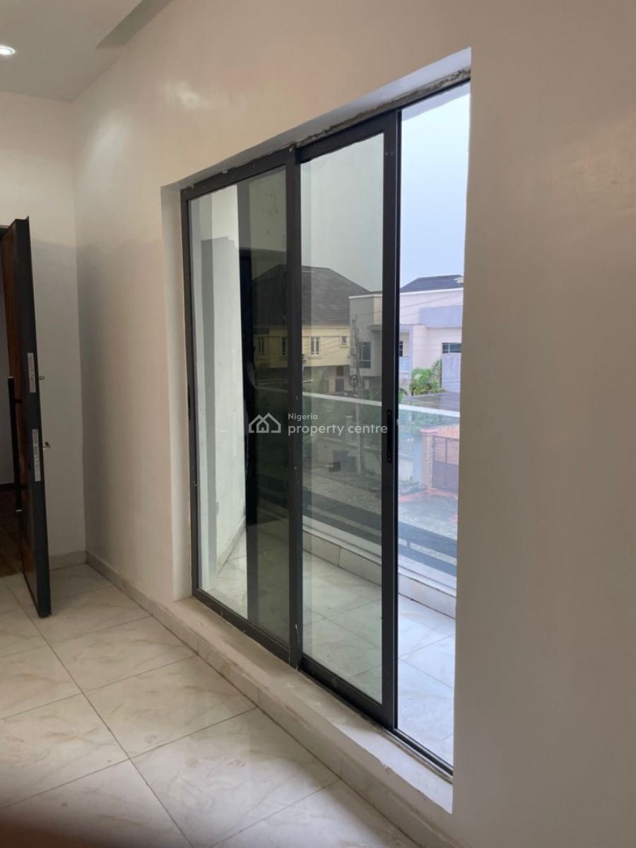 2 Bedroom Luxry Flats, Idado, Lekki, Lagos, Flat / Apartment for Sale