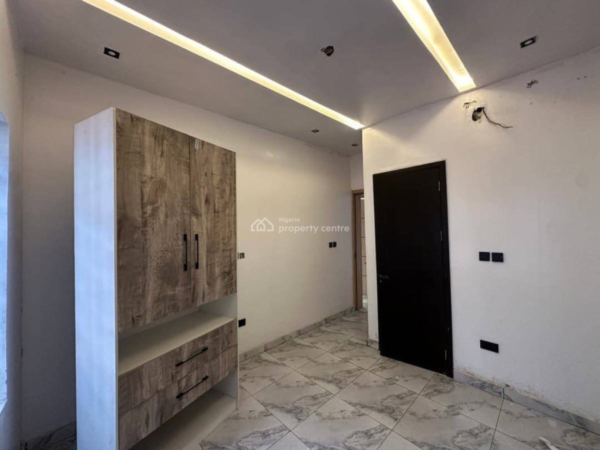 Serviced 2 Bedroom Apartment with Pool, 2 Bedroom Apartment for Rent, Ikate, Lekki, Lagos, Flat / Apartment for Rent