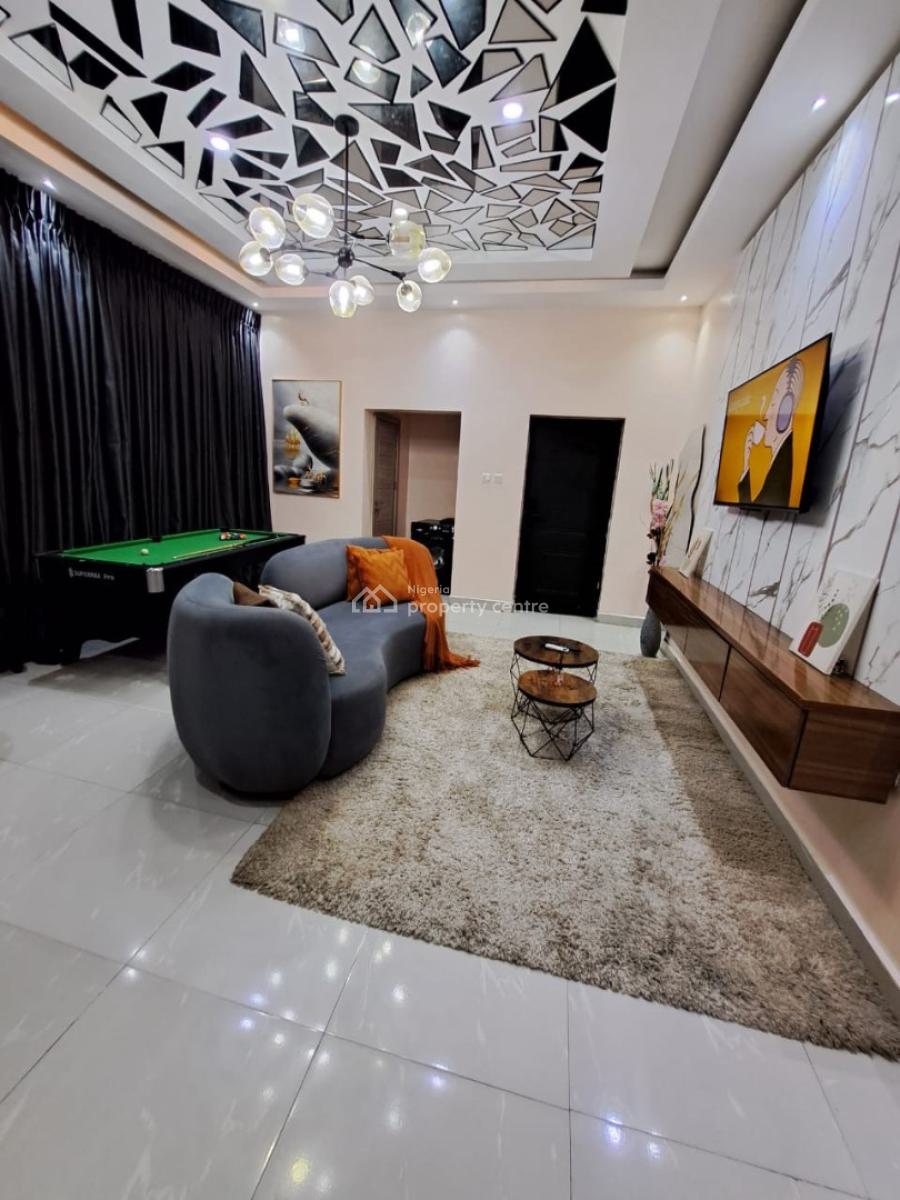 1 Bedroom Apartment with a Snooker Board, Tom Ogboi Street, Lekki Phase 1, Lekki, Lagos, Flat / Apartment Short Let