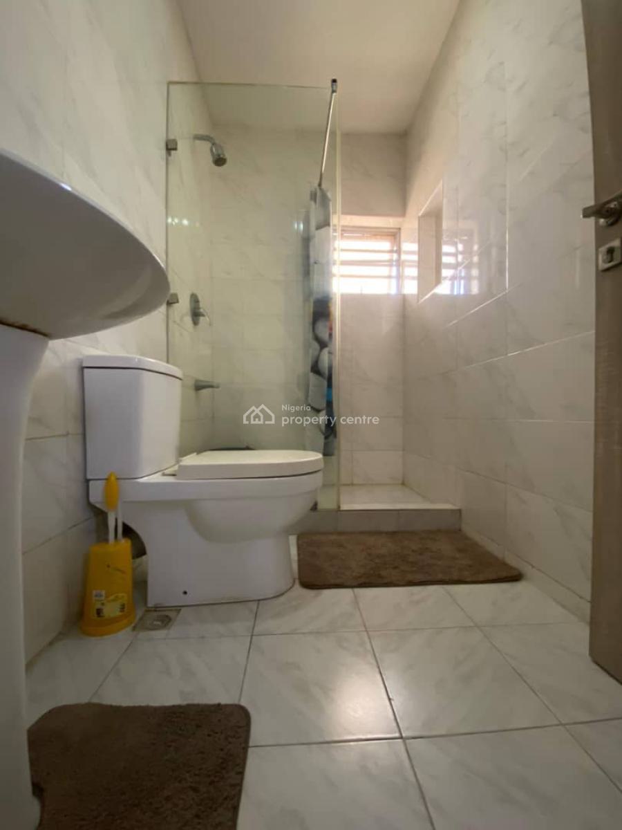 1 Bedroom Apartment with a Snooker Board, Tom Ogboi Street, Lekki Phase 1, Lekki, Lagos, Flat / Apartment Short Let