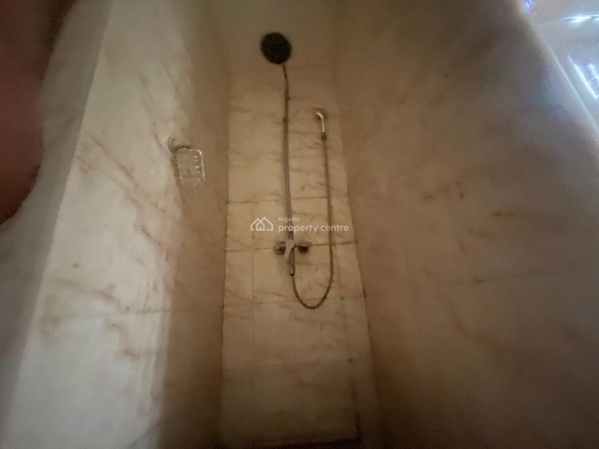 Very Clean Spacious 2 Bedroom Terrace, Lekki Phase 1, Lekki Phase 1, Lekki, Lagos, Terraced Duplex for Rent