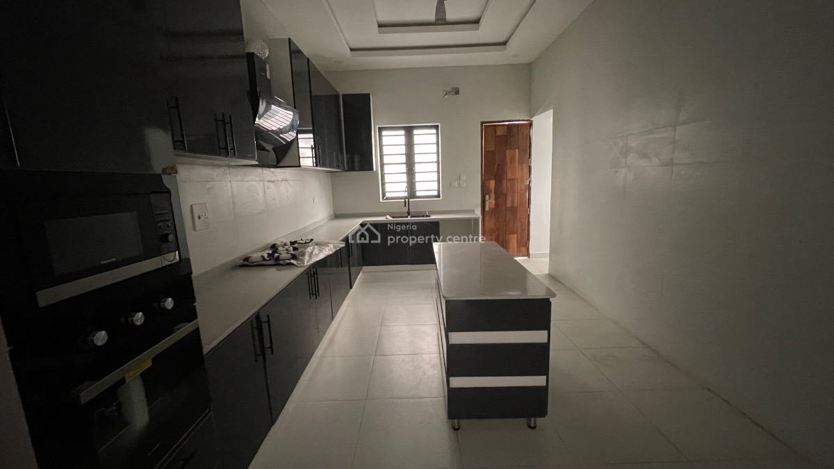 Lovely and Spacious 4 Bedroom Fully Detached House with a Bq, Chevron, Lekki, Lagos, Detached Duplex for Sale