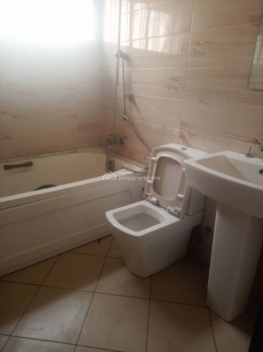 Three (3) Bedroom Flat with Swimming Pool, Vi, Victoria Island (vi), Lagos, Flat / Apartment for Rent