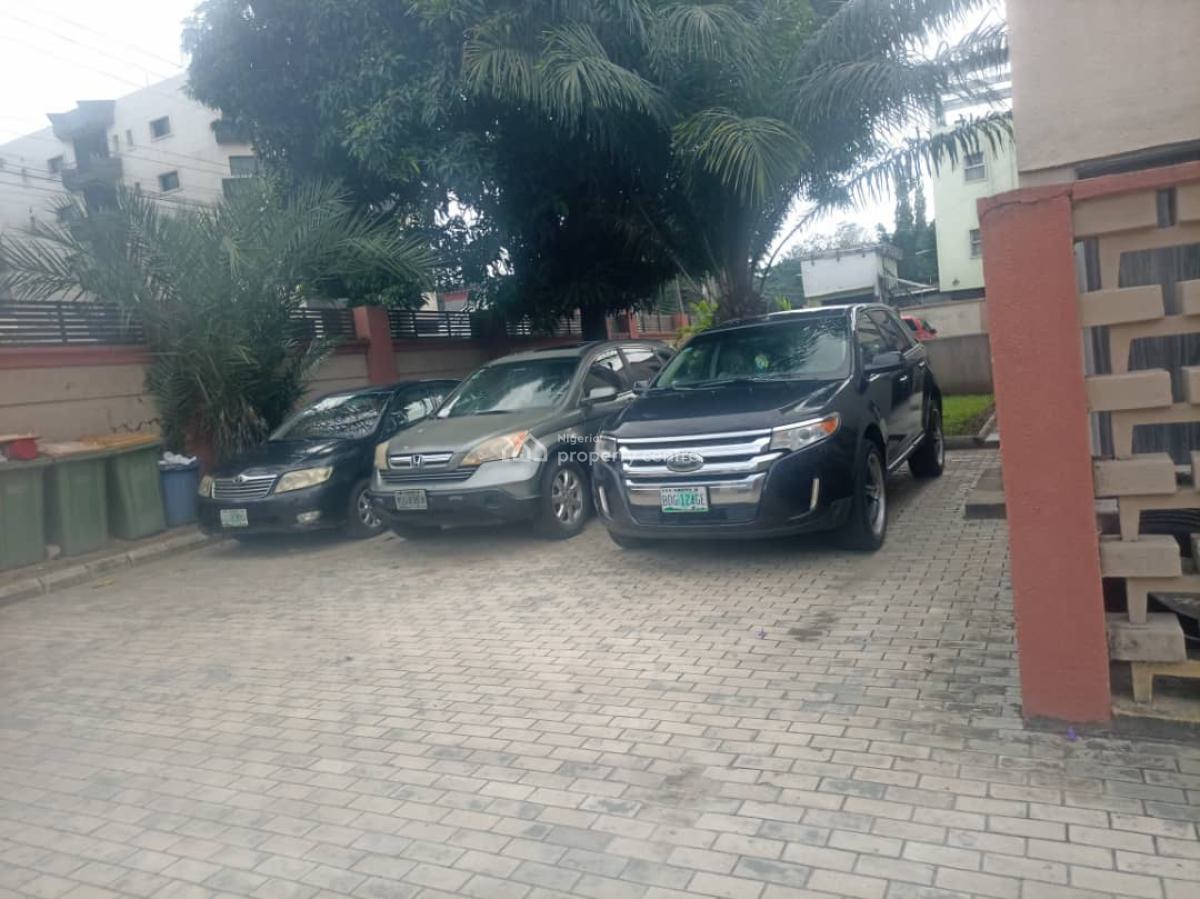 Three (3) Bedroom Flat with Swimming Pool, Vi, Victoria Island (vi), Lagos, Flat / Apartment for Rent