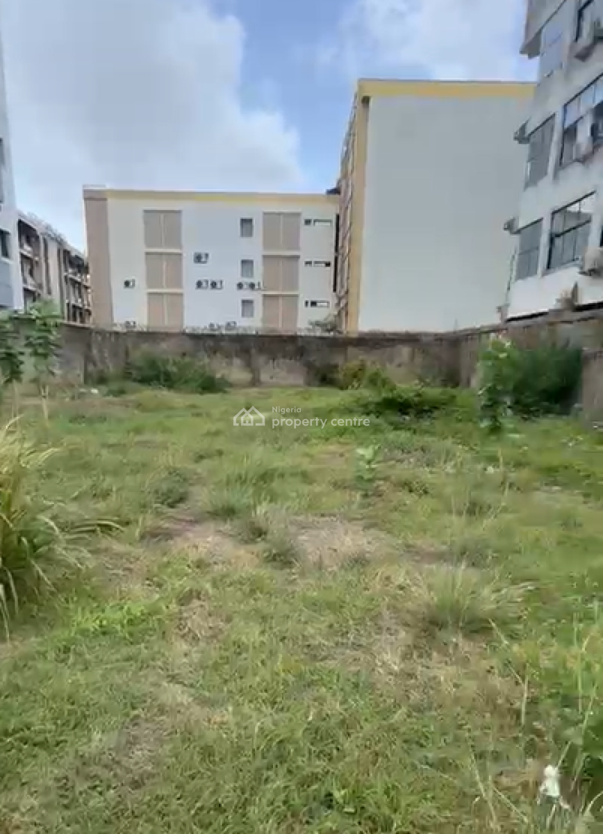 Well Located 560sm Fenced Land, Off Ligali Ayorinde, Victoria Island (vi), Lagos, Commercial Land for Rent