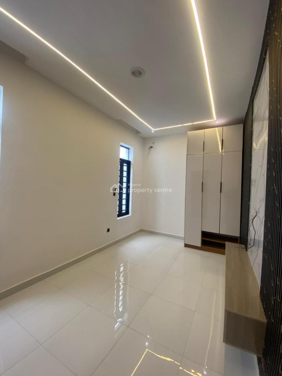 5 Bedroom Fully Detached Duplex with  Bq and Swimming Pool, Orchid Road, Lekki, Lagos, Detached Duplex for Sale