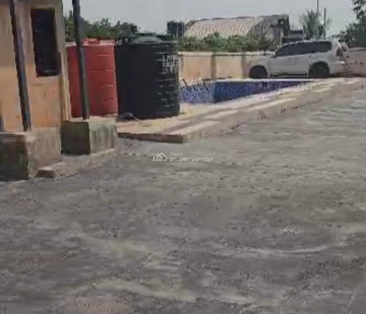 New 6flats of 3bedroom Each, on a 100ft By 120ft Corner Piece Land, Ebo Quarters, Irhirhi, Opposite Iyekogba Estate, Off Airport Road Gra, Benin, Oredo, Edo, Block of Flats for Sale