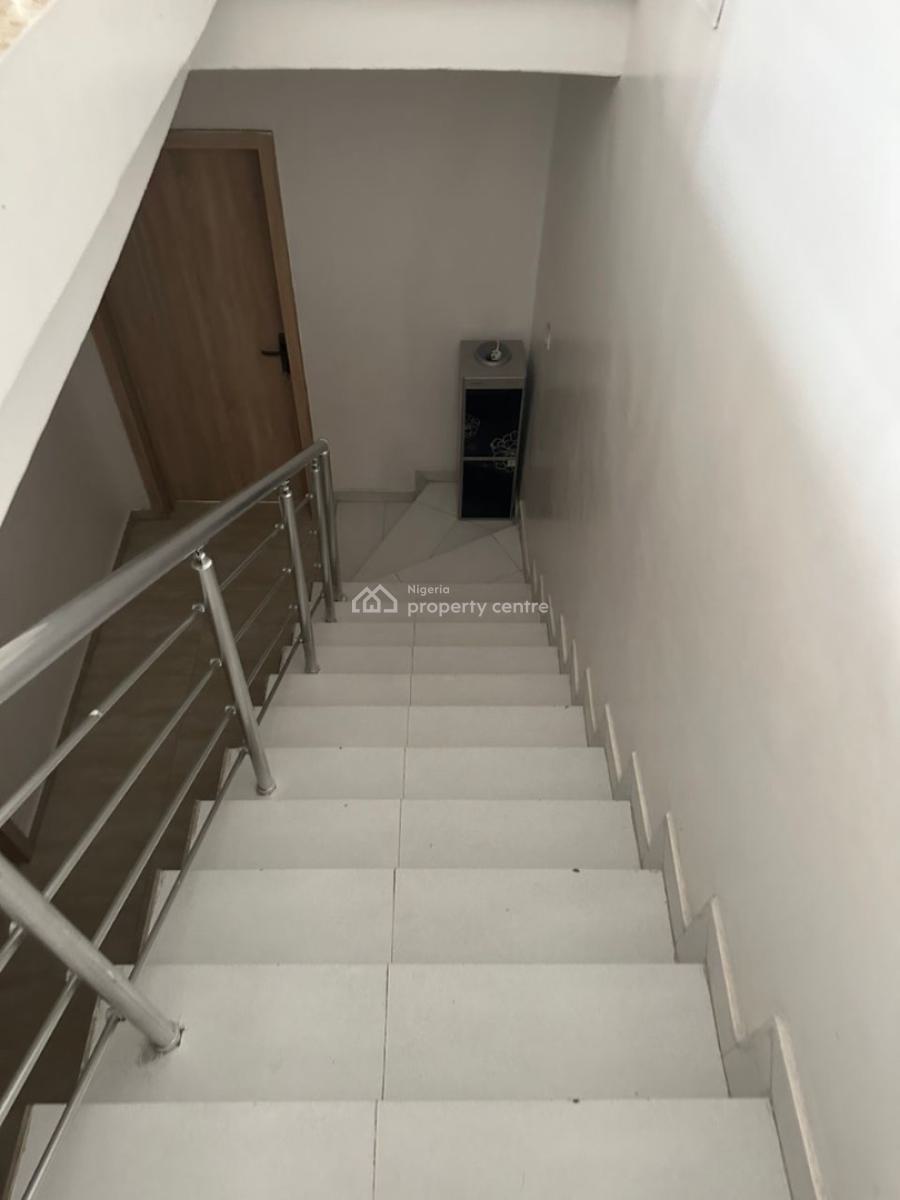 4 Bedroom Semi-detached House an Bq, Chevron Drive, Lekki, Lagos, Semi-detached Duplex for Sale